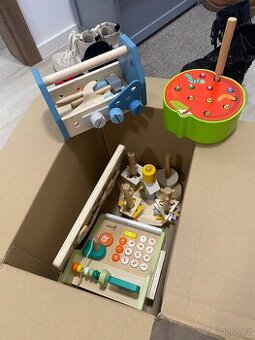 drevene hracky krabice