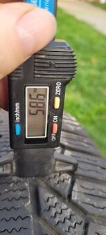 Zimní pneu 185/65/15 Semperit