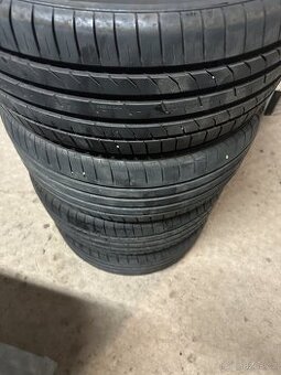 Prodám letní pneu NEXEN 215/45 R16 - 1