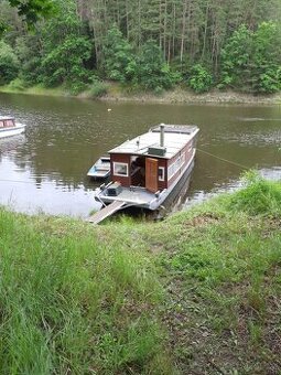 Prodám hausbót - 1