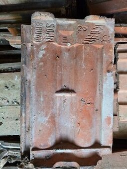 Střešní tašky pálené