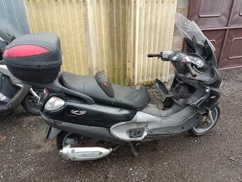 Piaggio x9 125 na díly