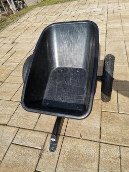 Prodám přívěsný vozík za šlapací motokáru Berg