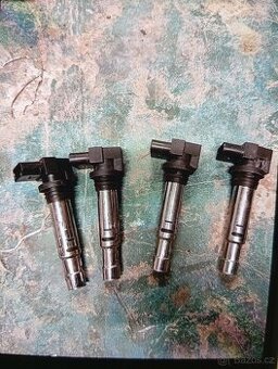 Prodám zapalovací cívka na.vw golf 1.4 TSI o výkonu 103 kW,V