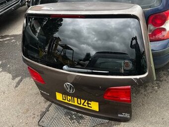 VW Touran 2011-2015 5dveře víko