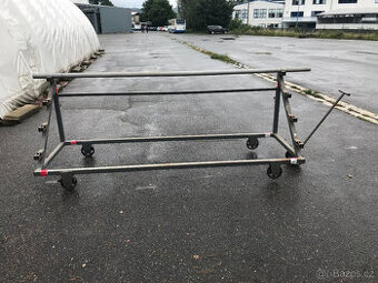 PRODÁM MOBILNÍ STOJAN-PůVODNĚ ODVÍJEČ NA ROLE