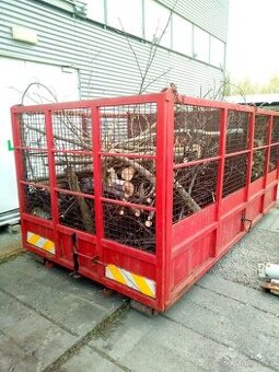 Palivové dřevo (kulatiny, špalky)