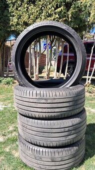 Pirelli P Zero 245/35 R19