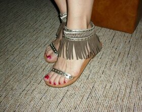 Kožené sandály Tamaris