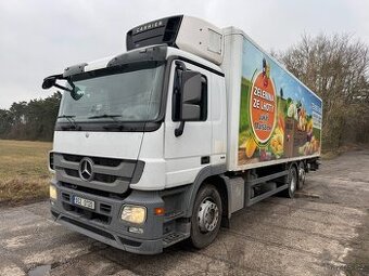 Mercedes Actros - chladírenská nástavba