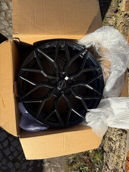 Nová Alu kola VOSSEN 5x114,3 R19