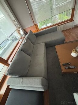 Sedá rozkládací sedací souprava s úložným prostorem
