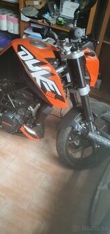 KTM Duke 125