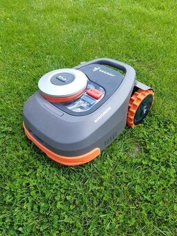 Robotická sekačka Segway Navimow H3000E