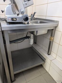 Gastro stul s dřezem a baterii - 1