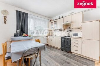 Rodinný dům Břest se zahradou a garážovým stáním
