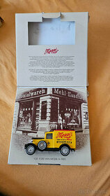 Y22-1 1930 Ford Model 'A' Van - Maggi - 1