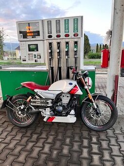 F.B. mondial, mondial hps125