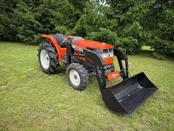 Malotraktor Kubota GL 29 Grandel s čelním Nakladačem 450KG