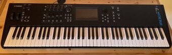 Elektronické klávesy Yamaha MODX7+
