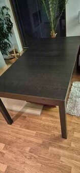 Velmi flexibilní rozkládací jídelní stůl černý (wenge)