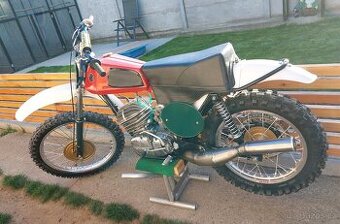 ČZ 250/980