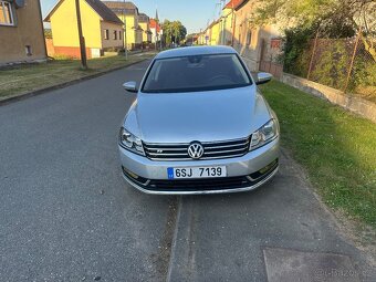 Volkswagen Passat B7 2.0 TSI 155 kW – bohatá výbava