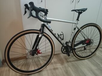 Marin Gestalt gravel, hliník, vel. M (54)