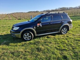 Mitsubishi Outlander 1