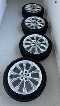 Kamiq R18 zimní sada 215/45 R18 Continental ujeto 500km