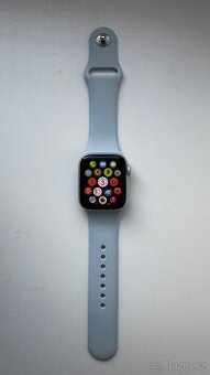Hodinky Apple Watch 4 40mm