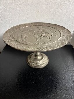 Ozdobný nástolec s andělem