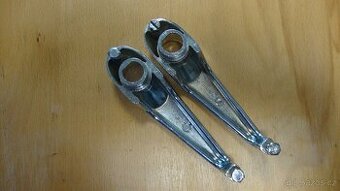 AVIA - CHROMOVÉ rámečky světel a kliky