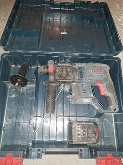 zapůjčím vrtací kladivo aku Boš v (Odrach)