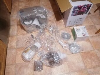 Nový multifunkční robot Eta Gratus + navíc vakuovačka