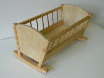 Kolébka pro panenku.