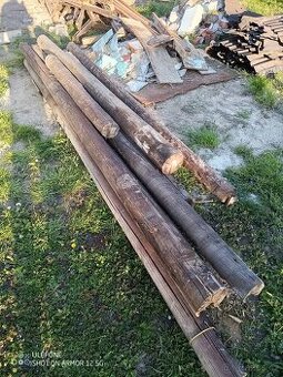 Chmelové trámy/sloupy