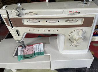 Šicí stroj Lucznik pěkný
