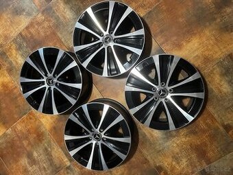4× originální alu kola Mercedes-Benz 18