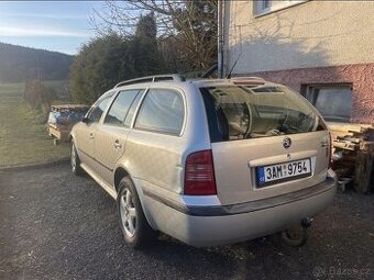 NÁHRADNÍ DÍLY Škoda Octavia 1 Combi Stříbrná