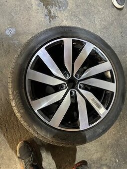 Prodam 1ks alu kola  5x112 r18 alu kolo je nove