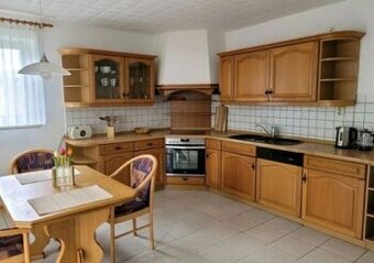 Klasická selská dubová linka se spotřebiči,6209