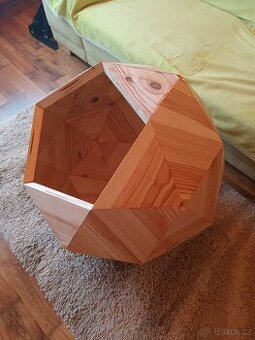 Obří dřevěná koule