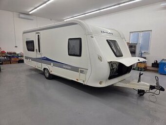 Karavan Hobby 560