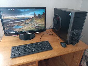 Stolní počítač vč.originál Windows, Office a WIFI antény