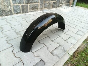 Zadní blatník ETZ 150,251