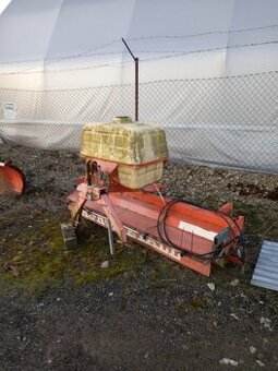Prodám  koště za traktor