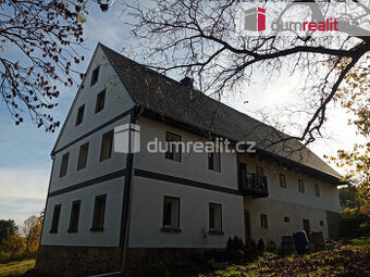 Prodej vícegeneračního rodinného domu v Ovesné, Benešov nad