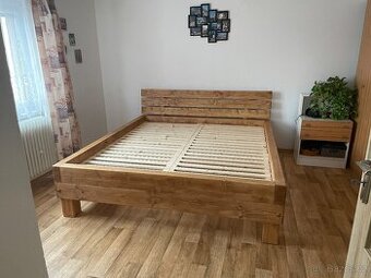 Postel z masivu 160x200