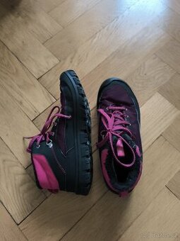 Zimní dámské boty Quechua vel.38